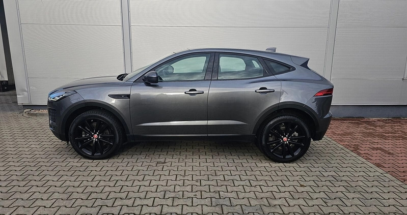 Jaguar E-Pace cena 129900 przebieg: 26420, rok produkcji 2018 z Sanok małe 67